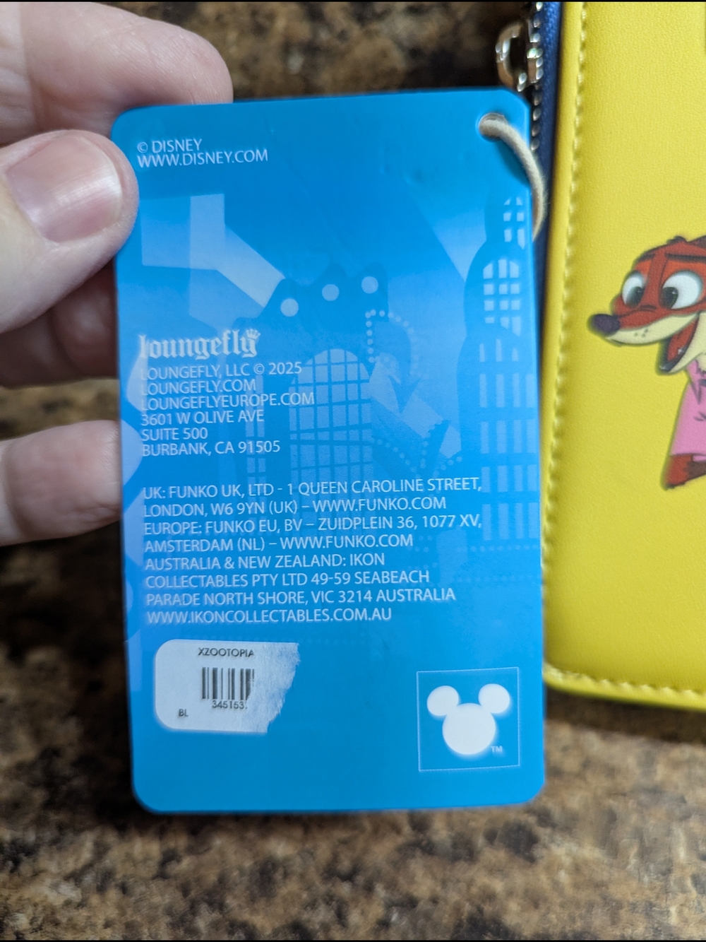 Disney x Loungefly Yellow Zootopia Wallet - Nick & Judy Print - Picture 3 of 3